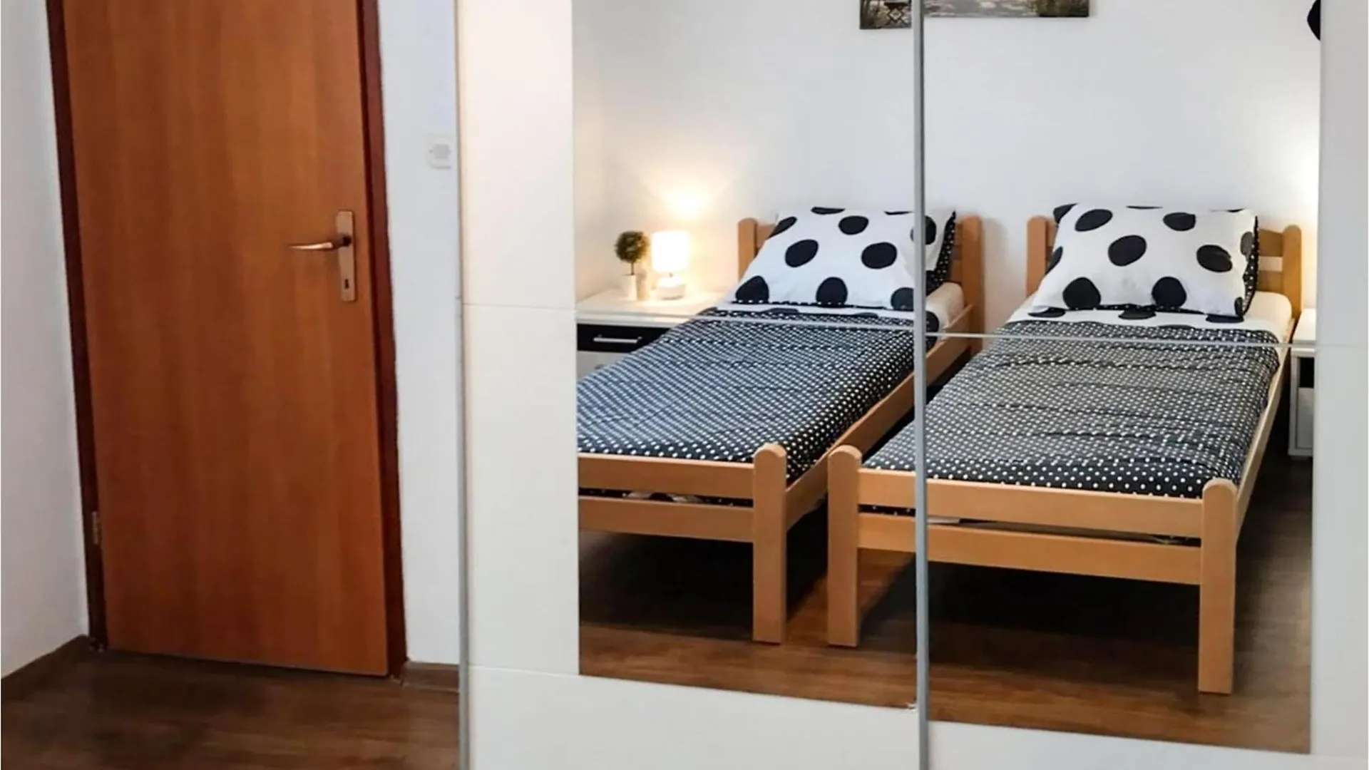 2 Bedroom Beautiful Home In Sikici Pula Holiday home
